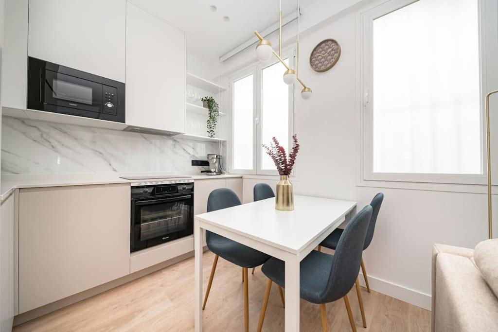 Lalatina I Calle Costanilla San Pedro 1Br 1Bh マドリード エクステリア 写真