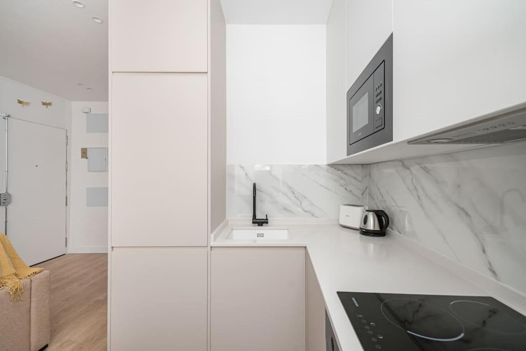 Lalatina I Calle Costanilla San Pedro 1Br 1Bh マドリード エクステリア 写真